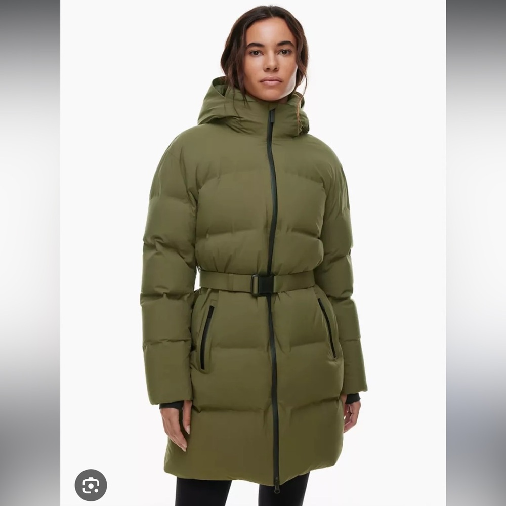 Aritzia Black Puffer Jacket